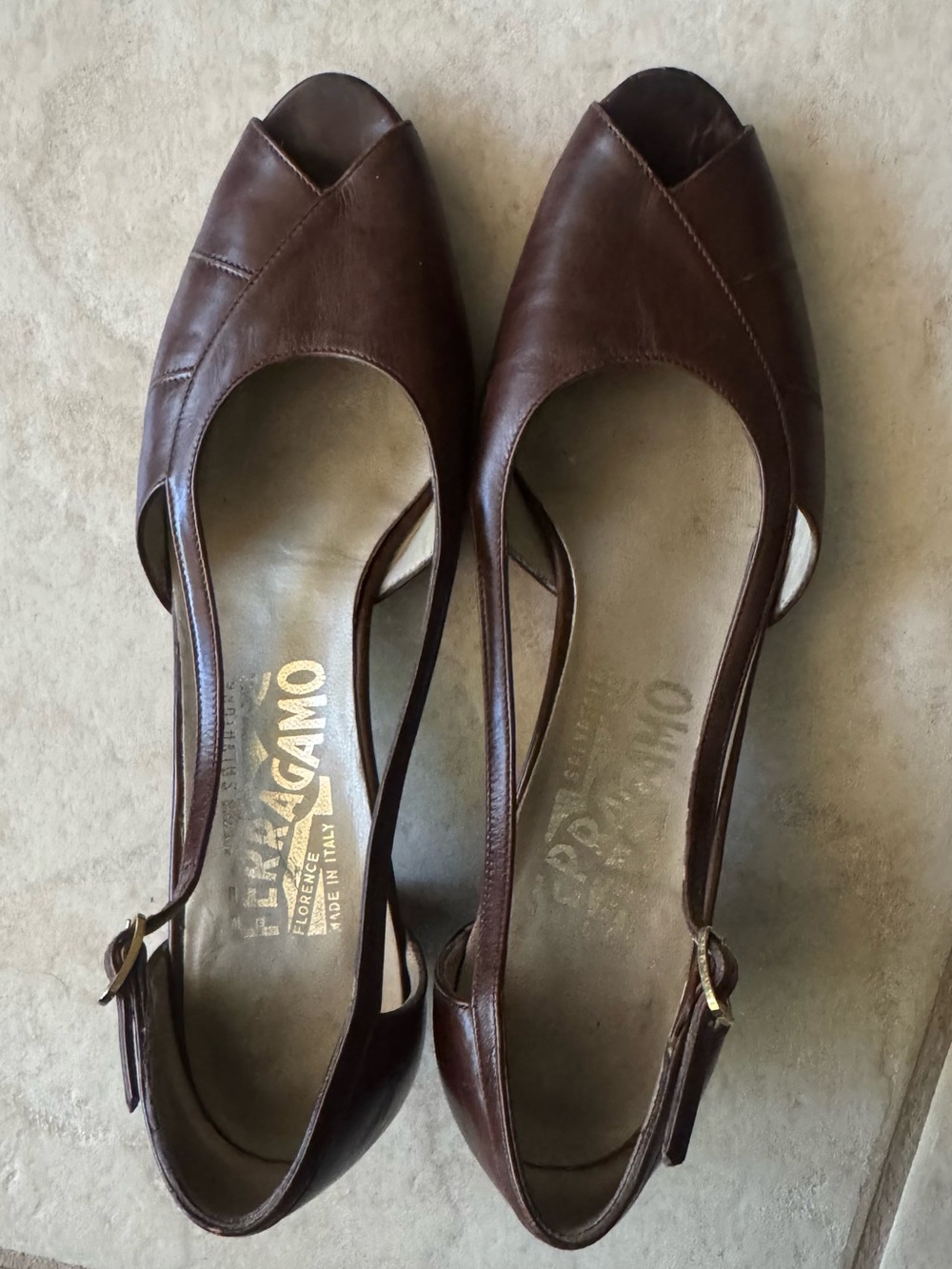 Salvatore Ferragamo Brown Leather AAAA Slingback Pumps Brown Heels  Italy 6.5